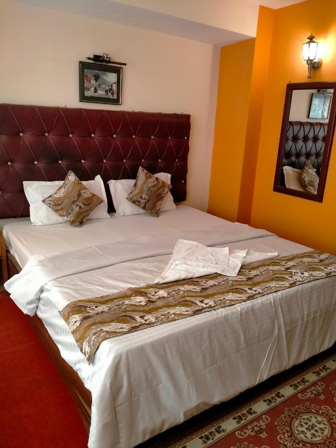Oyo 12370 Royal Sarava Hotel Darjeeling  Ngoại thất bức ảnh