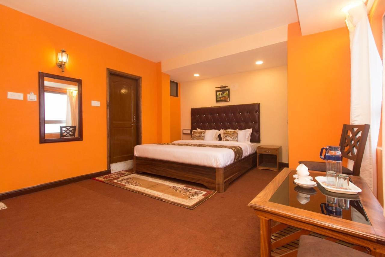 Oyo 12370 Royal Sarava Hotel Darjeeling  Ngoại thất bức ảnh