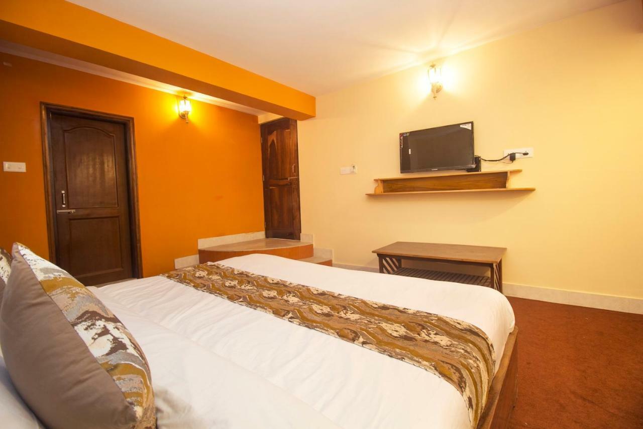 Oyo 12370 Royal Sarava Hotel Darjeeling  Ngoại thất bức ảnh